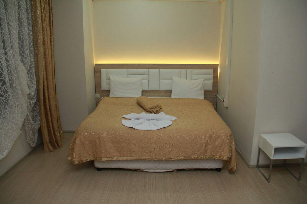 Imperial Tower Hotel Van Bagian luar foto