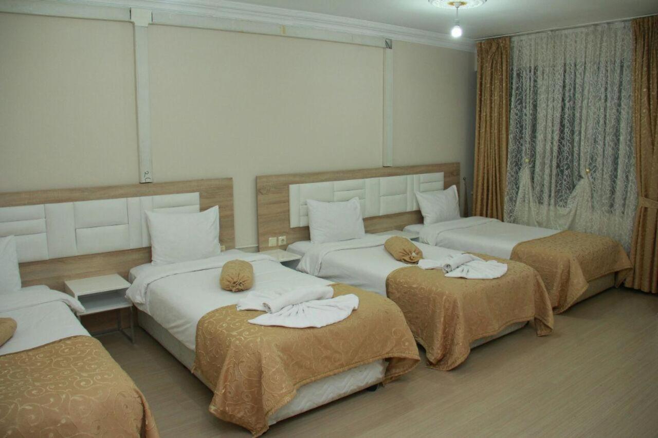 Imperial Tower Hotel Van Bagian luar foto